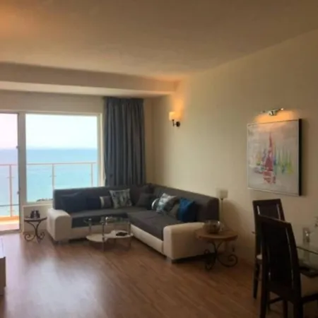 Sea Front Coral Apartamento