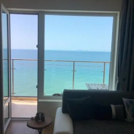 Διαμέρισμα Sea Front Coral *